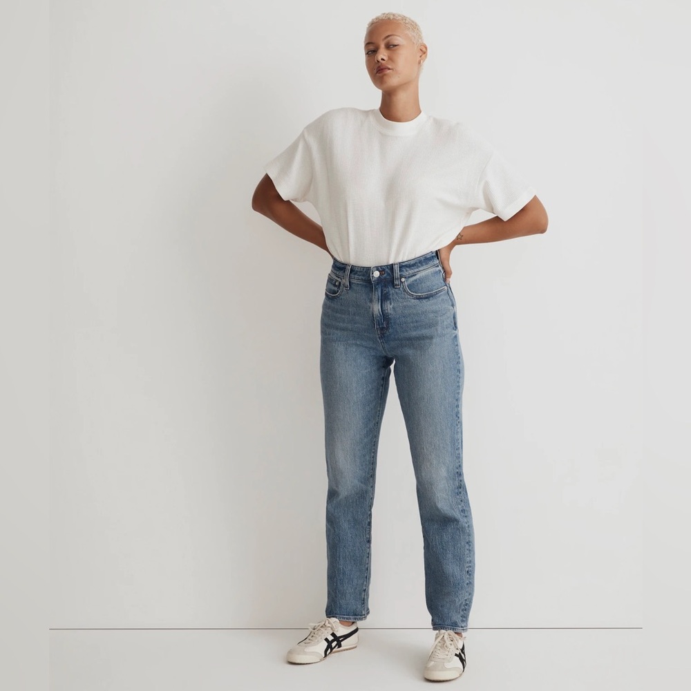 Madewell Women's Straight Leg Jeans in Enmore wash